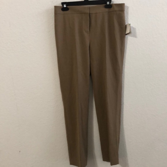 Kasper Petite Crepe Straight -Leg Pant - Picture 2 of 9